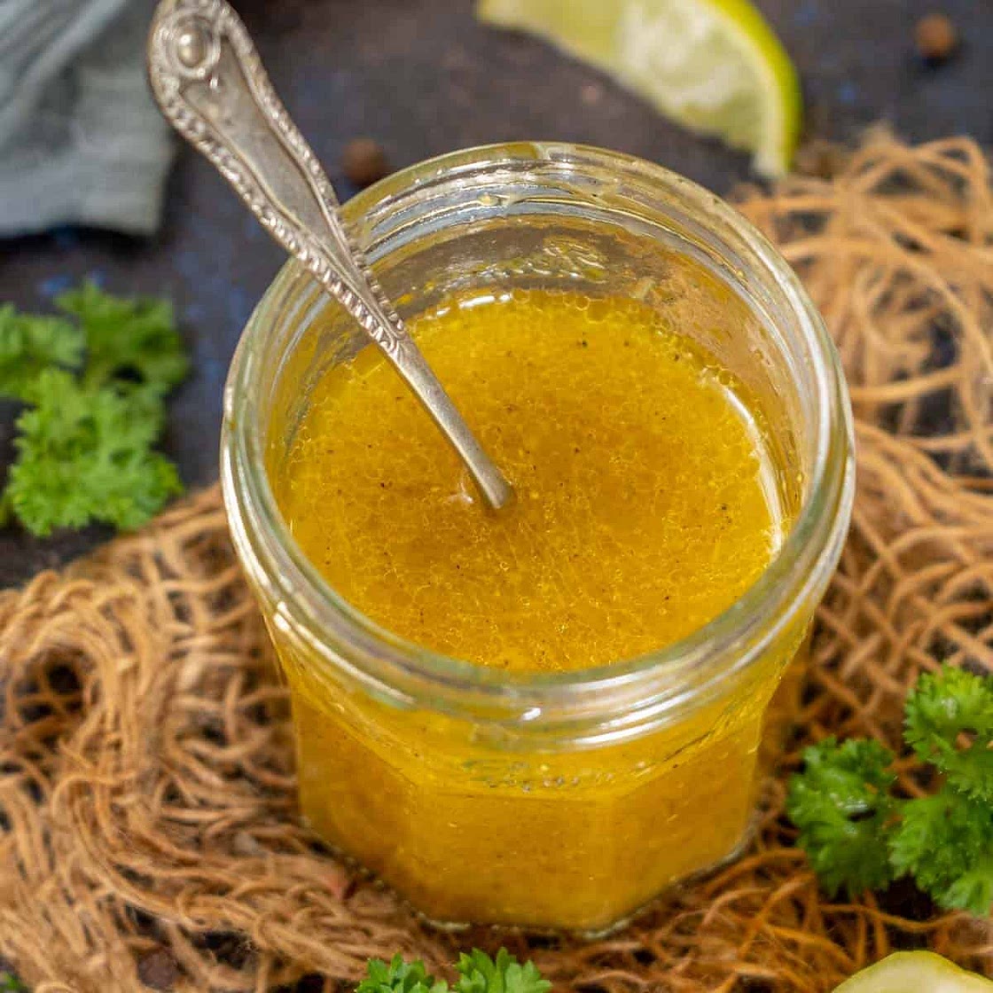 Lemon Pepper Salad Dressing (Lemon Pepper Vinaigrette)