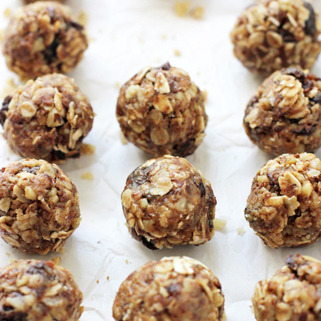 Oatmeal Raisin Energy Bites