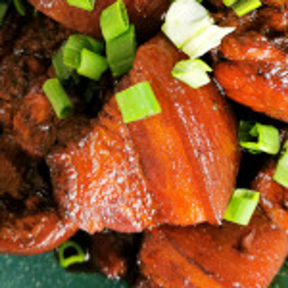 Braised pork belly (红烧肉/hong shao rou/red cooked pork)