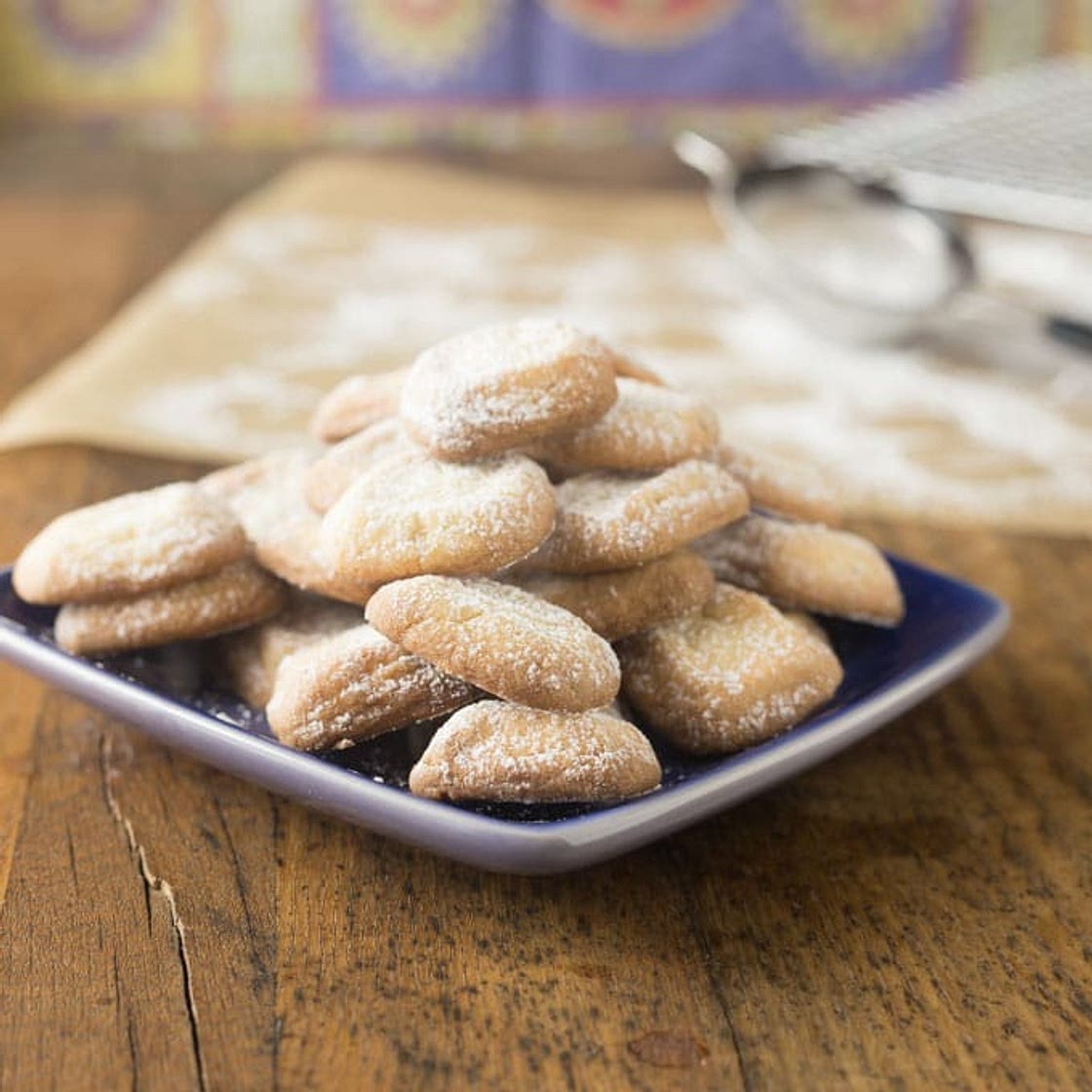 Polvorones de Limón: Citrus Shortbread Cookie Recipe