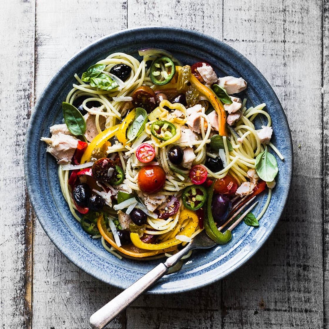 Spaghetti Peperonata with Tuna and Olives