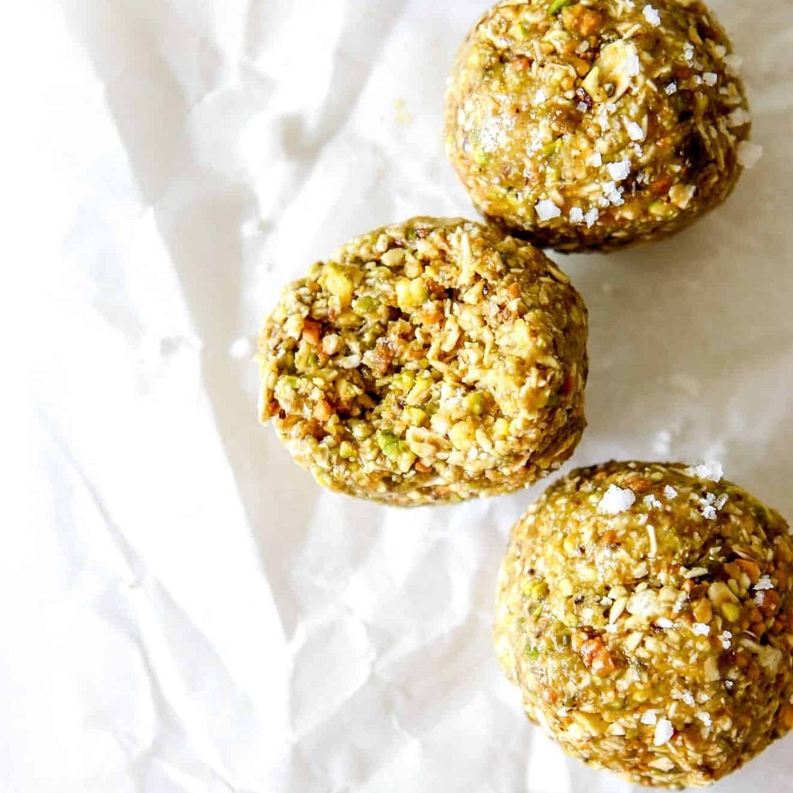 50+ Easy & Delicious Healthy Snacks: Pistachio Oat Energy Balls