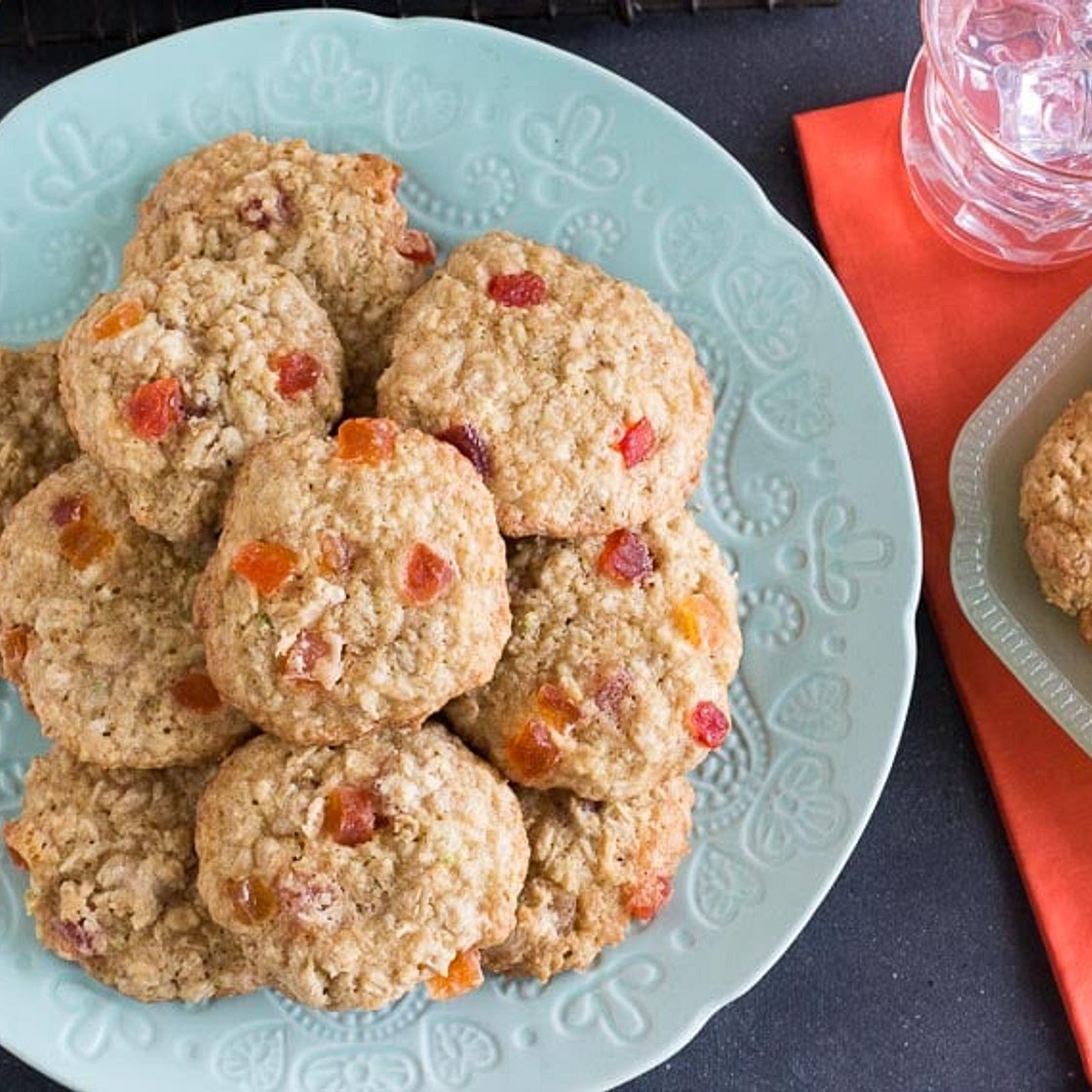 Low FODMAP Tropical Coconut Oatmeal Cookies