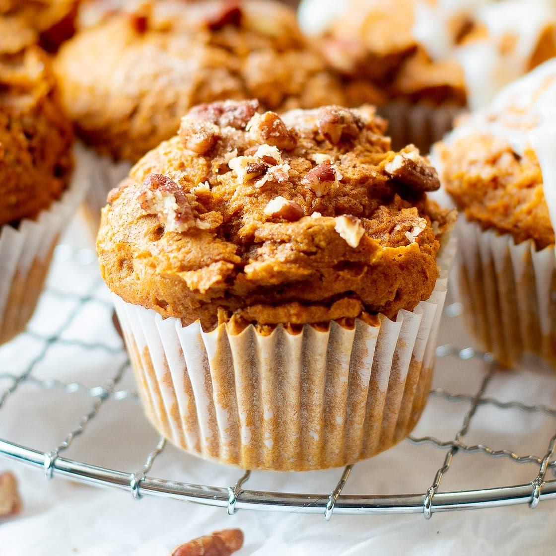 3 Ingredient Pumpkin Muffins with Spice Cake Mix!