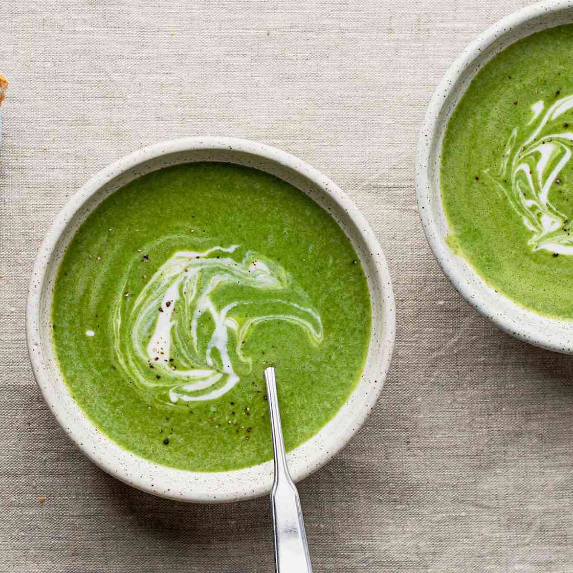 Easy Creamy Spinach Soup
