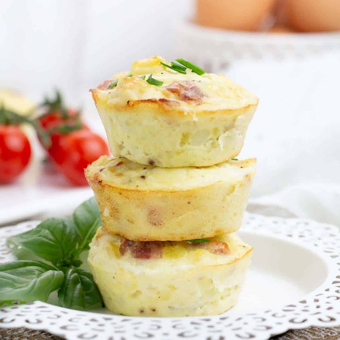 Breakfast Egg Bites with Bacon and Cheese