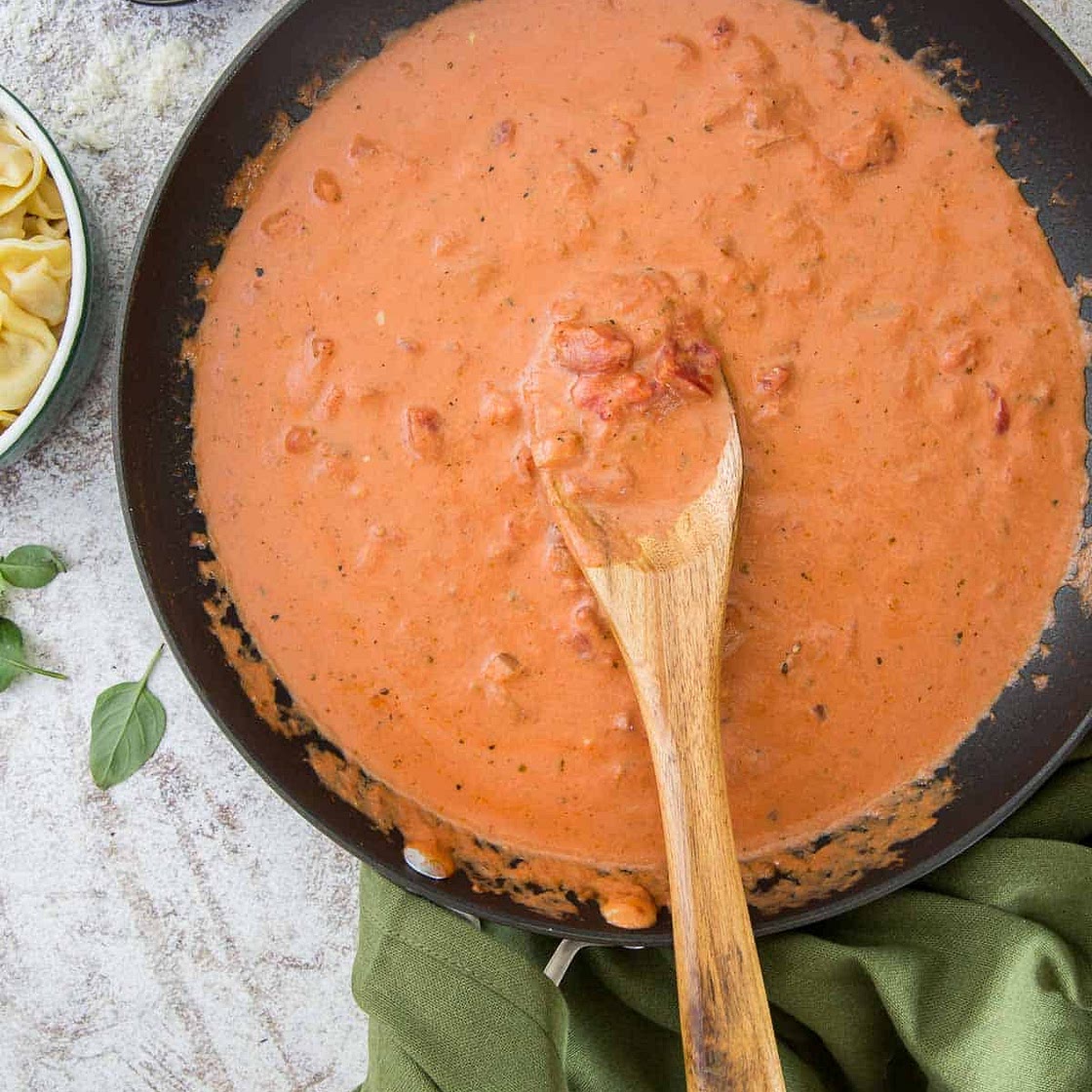 Easy Tomato Cream Sauce