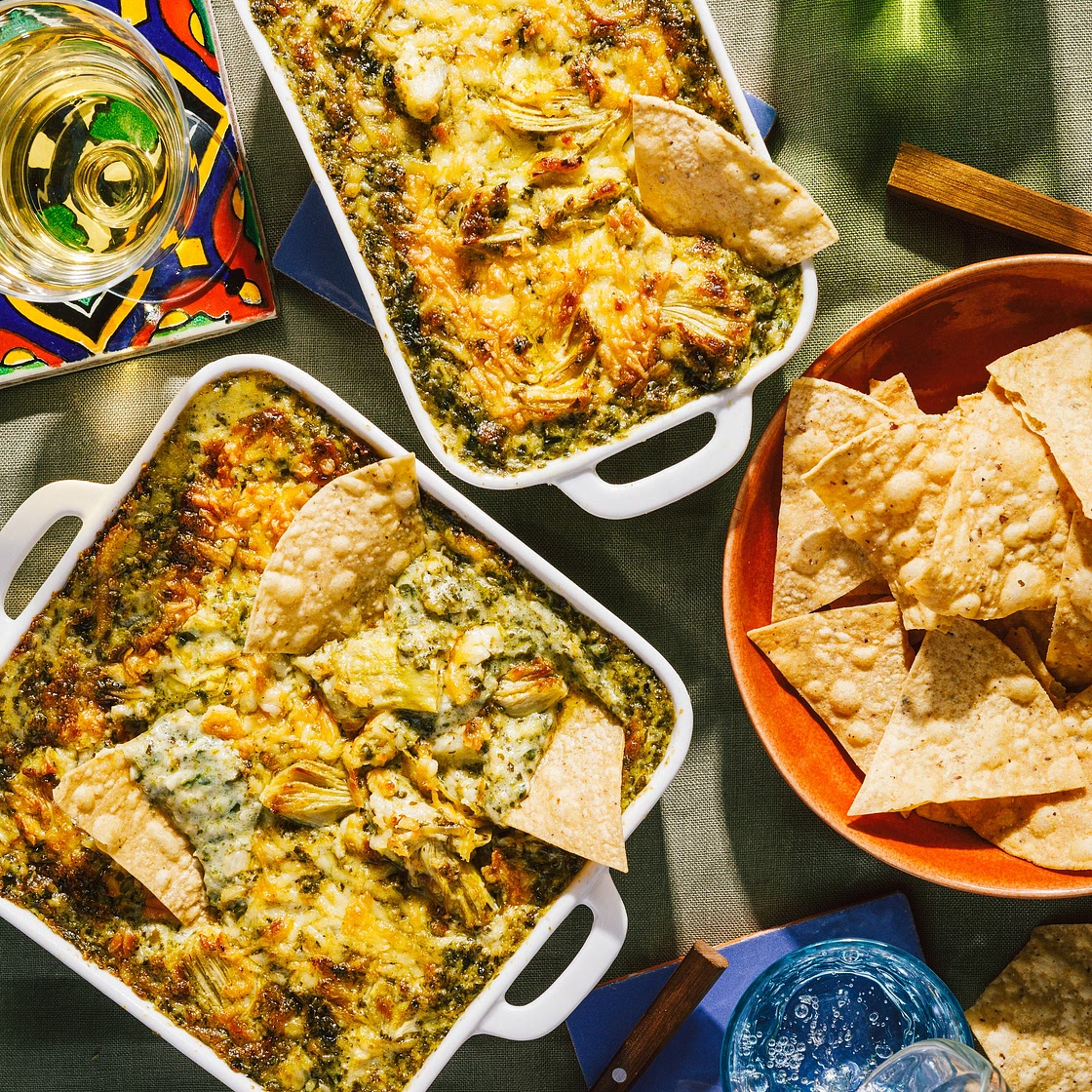 Houston's Spinach Artichoke Dip
