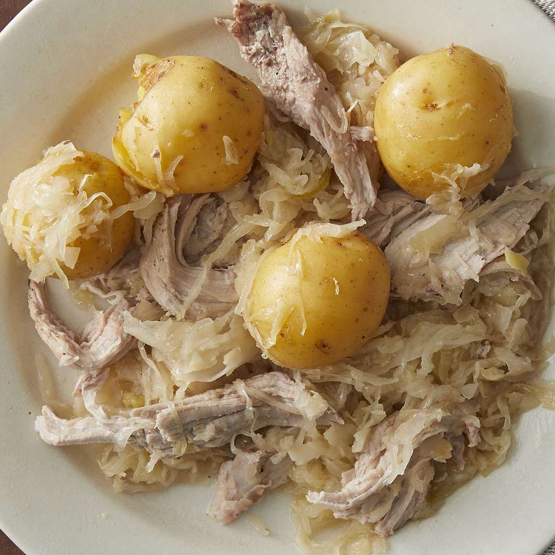 Slow Cooker Pork and Sauerkraut