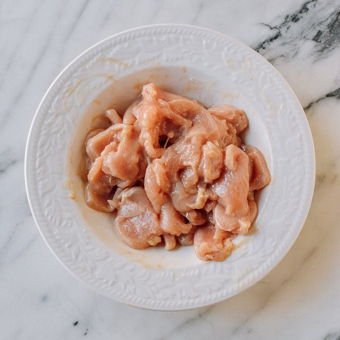 How to Velvet Chicken for Stir-Fry