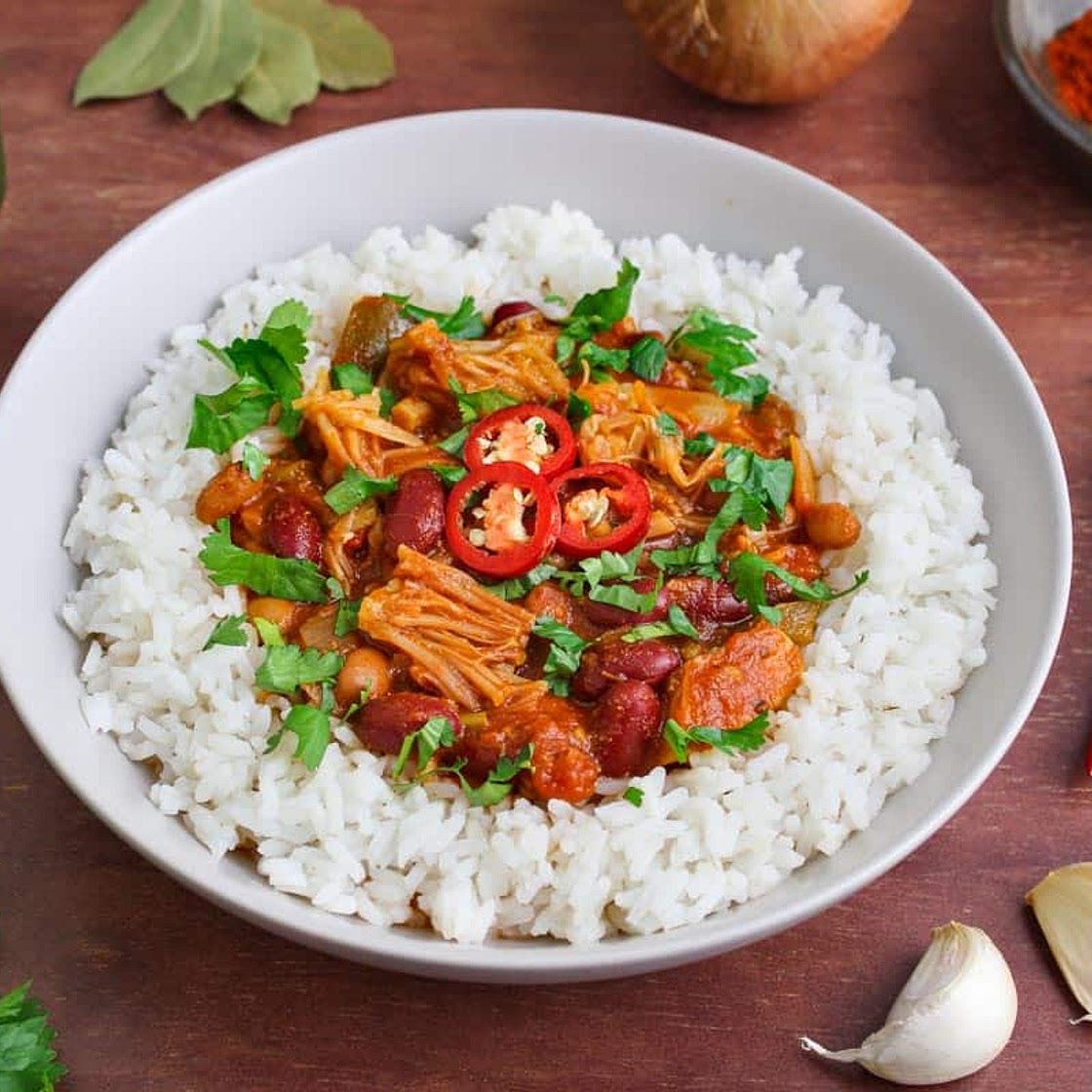 Smoky Jackfruit Chilli (Vegan + Gluten-Free)