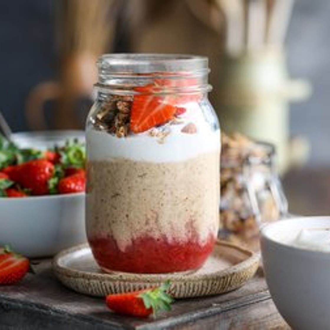 Strawberry Cheesecake Overnight Oats