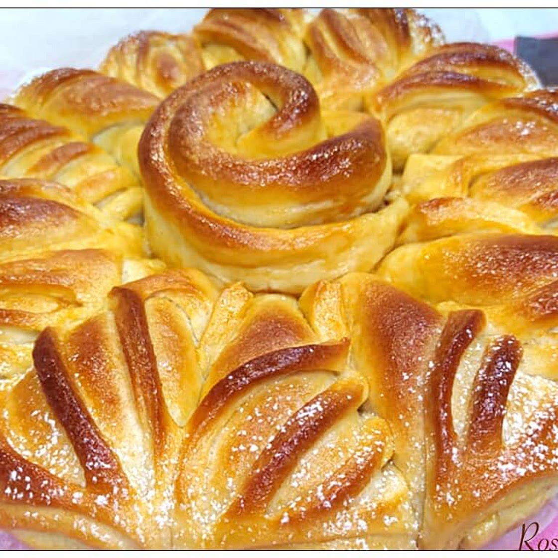 Torta brioche di cornetti al cioccolato