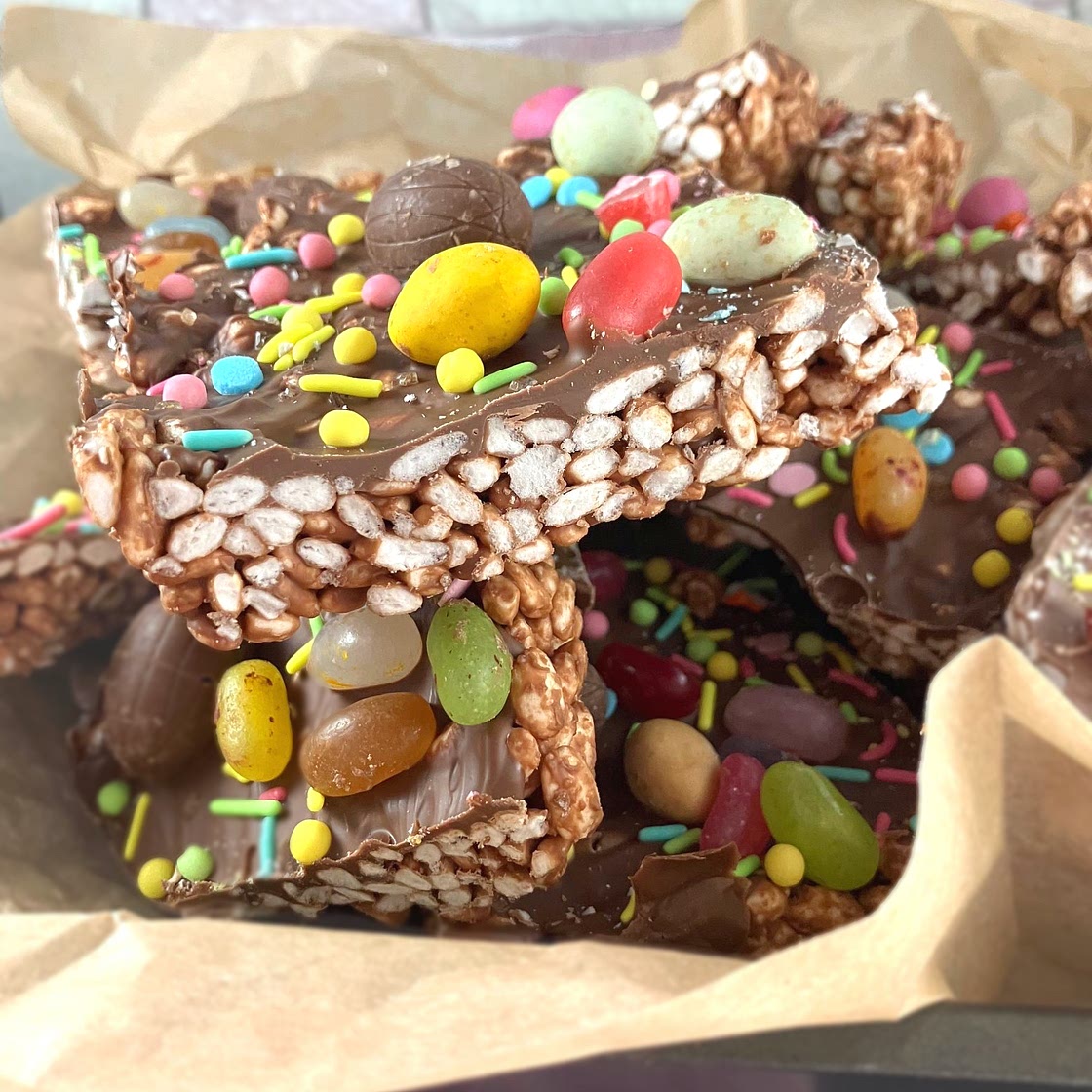 Simple No-Bake Chocolate Puffed Rice Bark