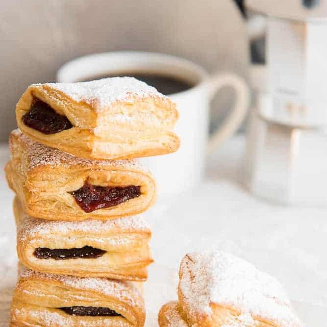 Pastelillos de Guayaba (Guava Turnovers)