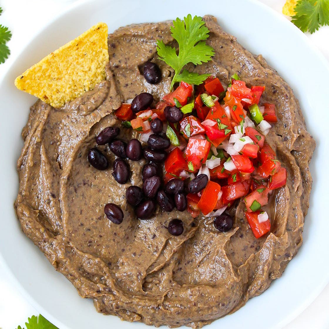 Creamy Black Bean Avocado Dip (Easy!)