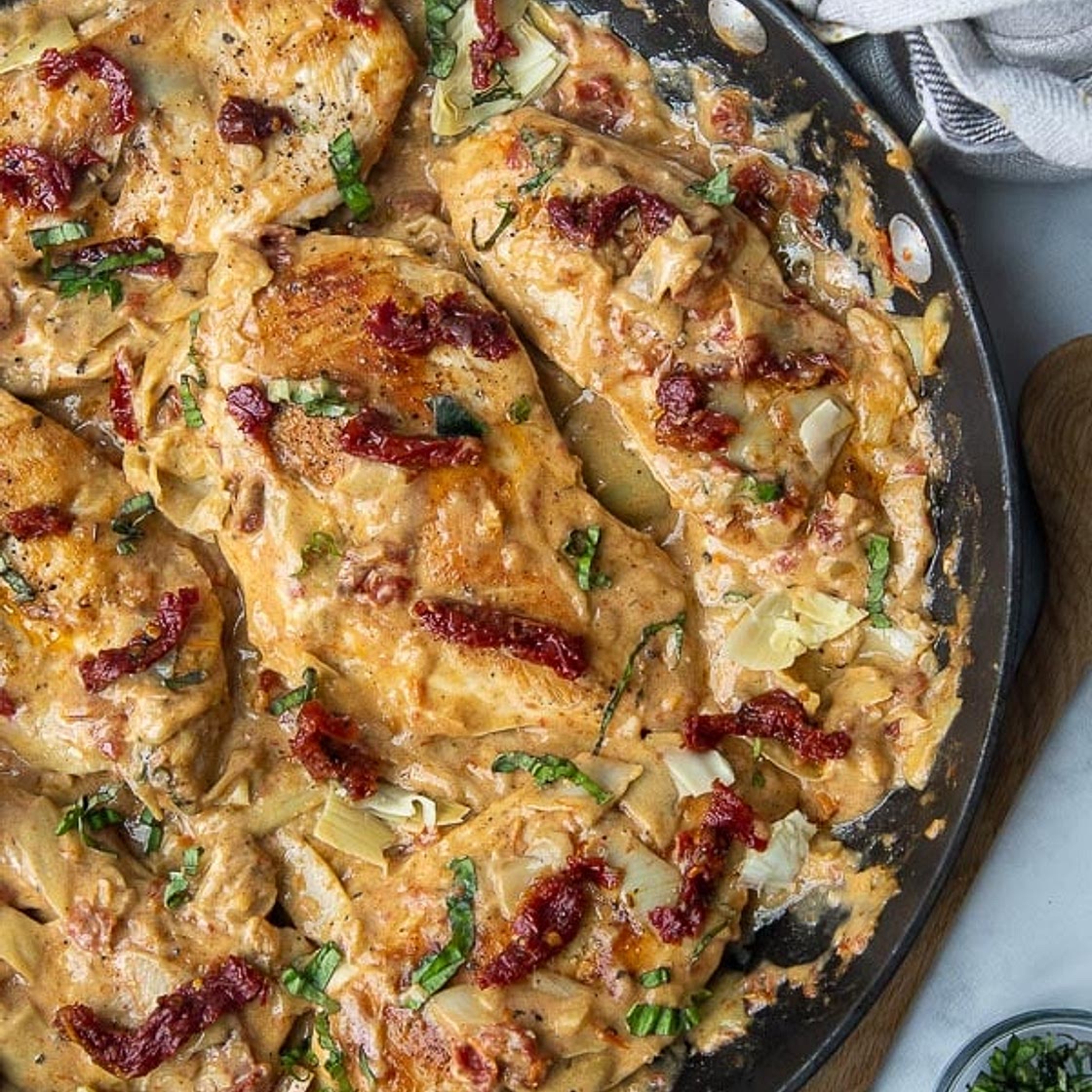 Creamy Sun Dried Tomato Artichoke Chicken (Quick!)