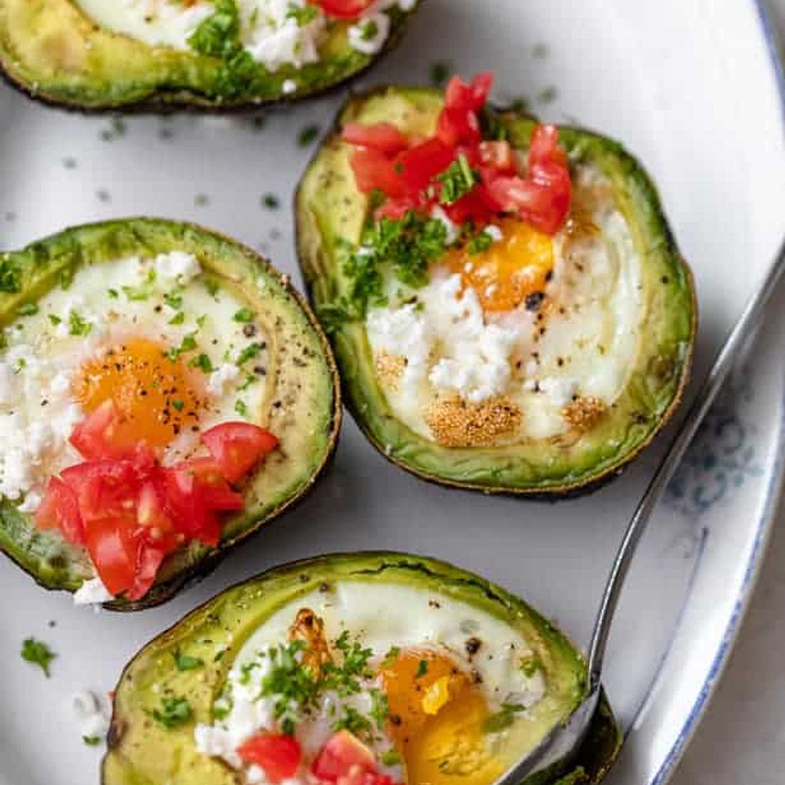 Baked Eggs in Avocado