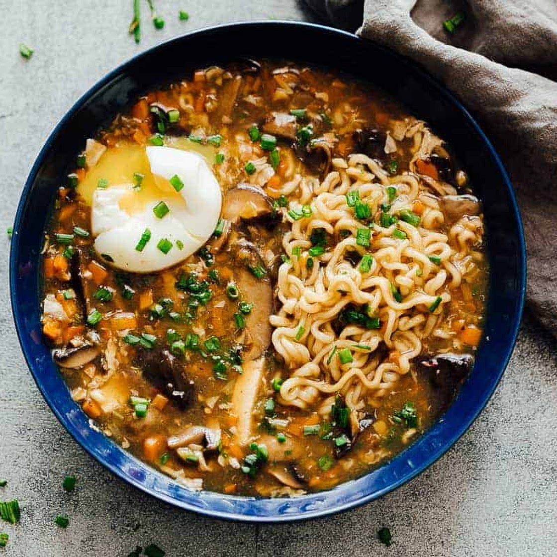 Chinese Hot and Sour Soup with Ramen