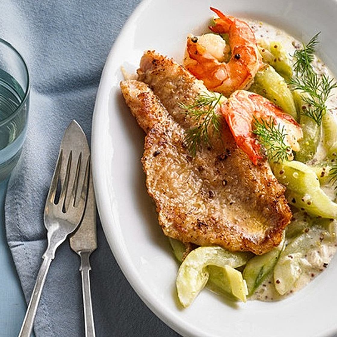 Rotbarsch mit Gurkengemüse und Garnelen