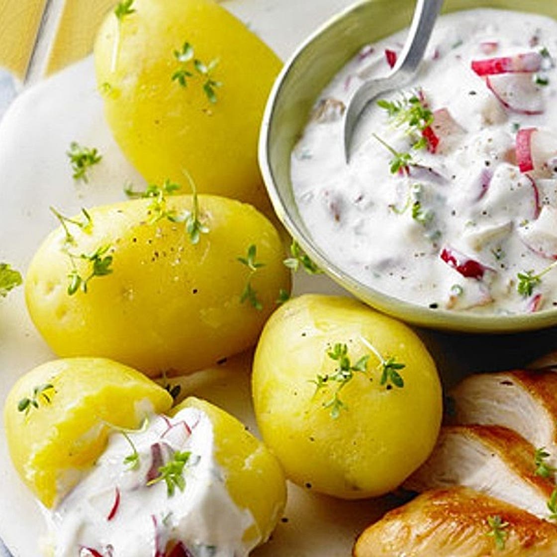 Pellkartoffeln mit Radieschen-Joghurt
