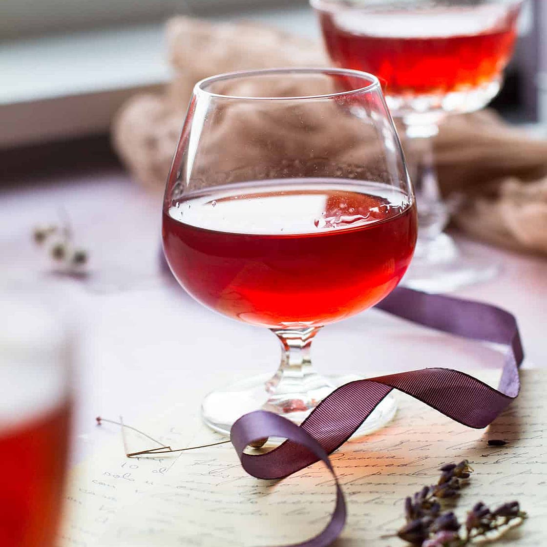 The best plum liqueur recipe (perfect Christmas gift!)
