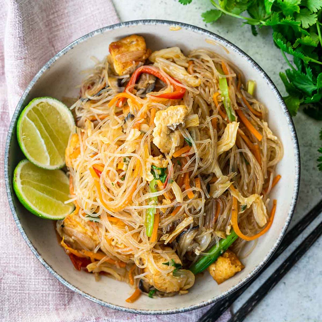 Pad Woon Sen (Glass Noodle Stir Fry)