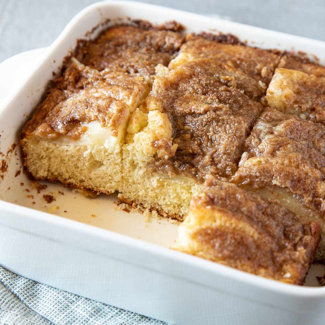 Bisquick Apple Coffee Cake