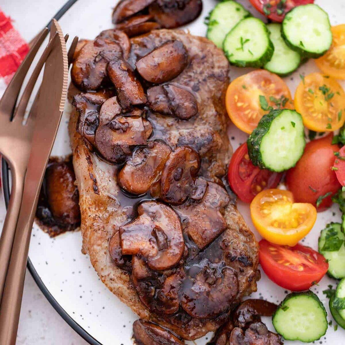 Steak and Mushrooms with Balsamic Sauce