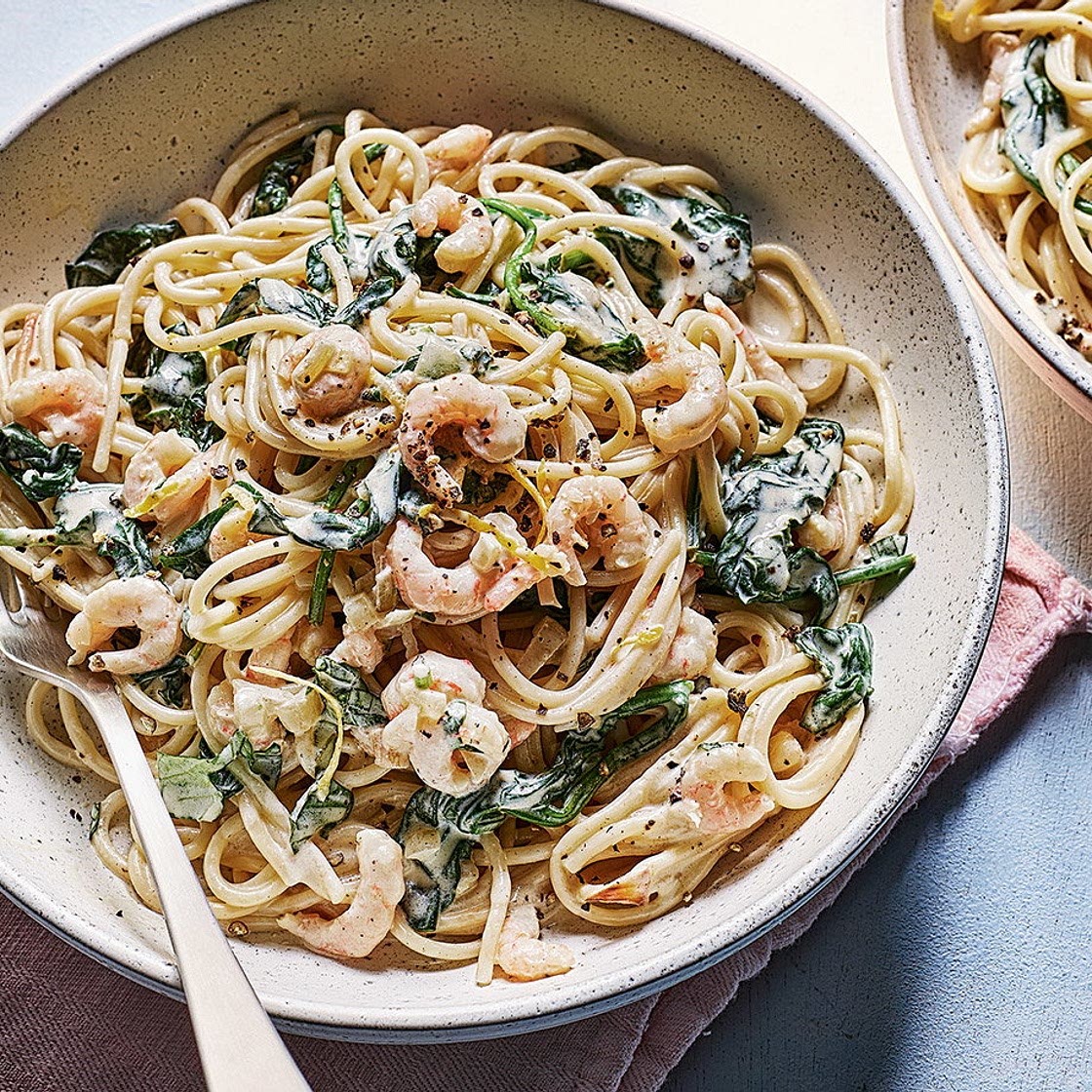 Creamy lemon and prawn spaghetti