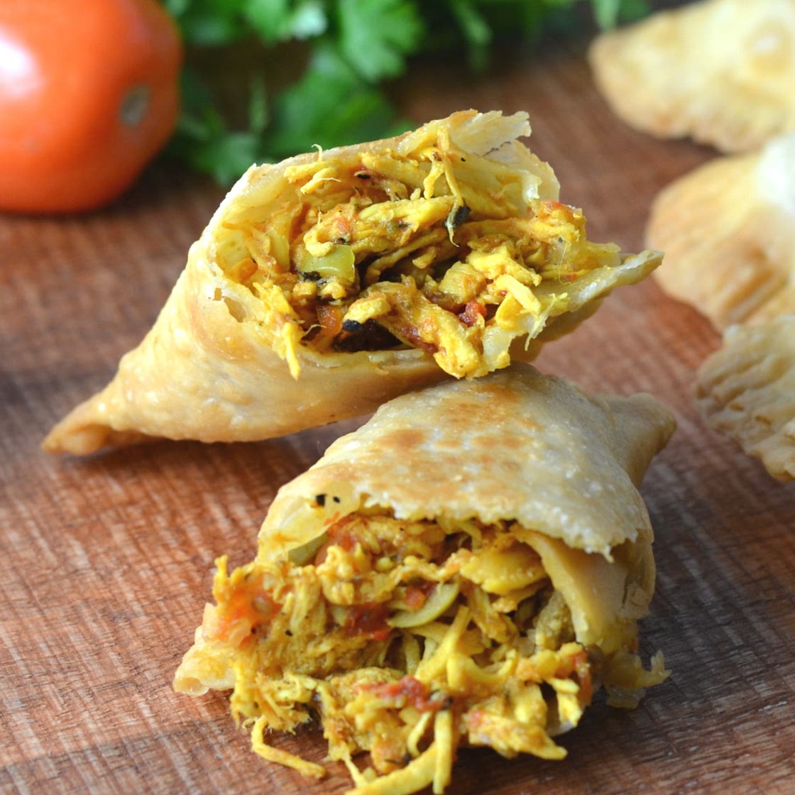 Puerto Rican Chicken Empanadas (Empanadillas De Pollo)