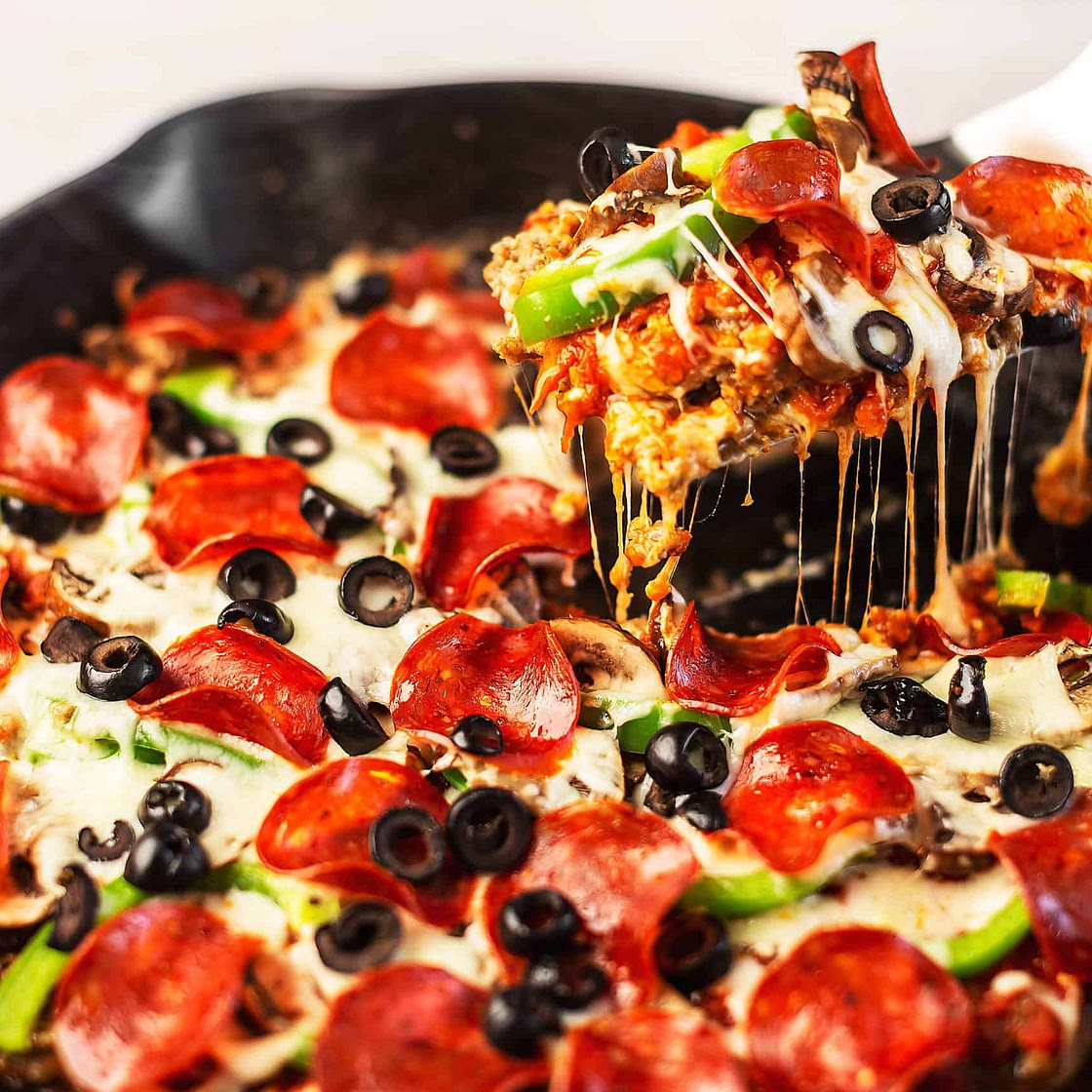 Crustless Pizza Recipe - 3 Net Carbs (Zero Carb Option)