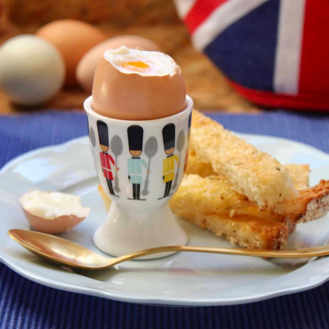 Perfect Soft Boiled Eggs with Soldiers!