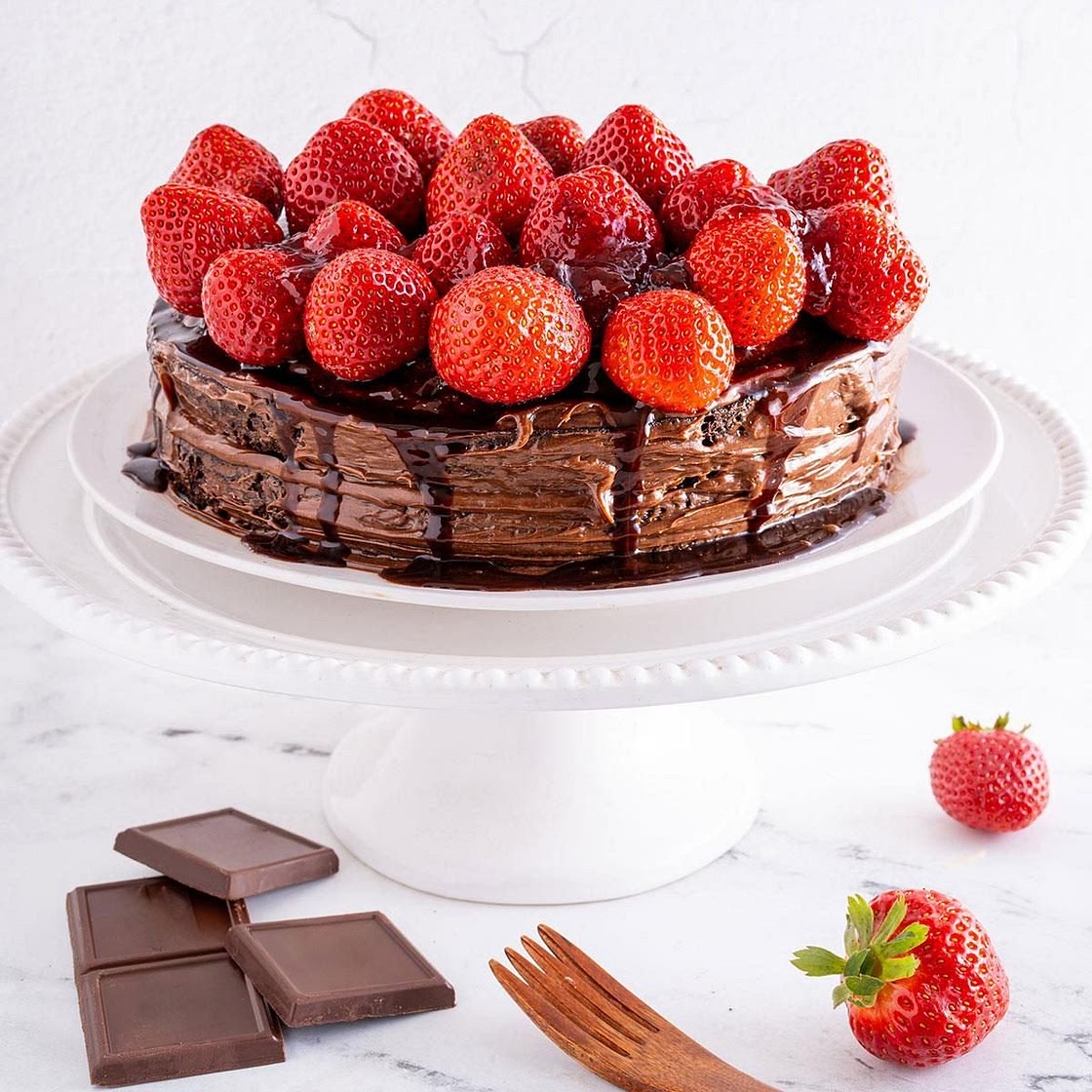 Chocolate Strawberry Cake