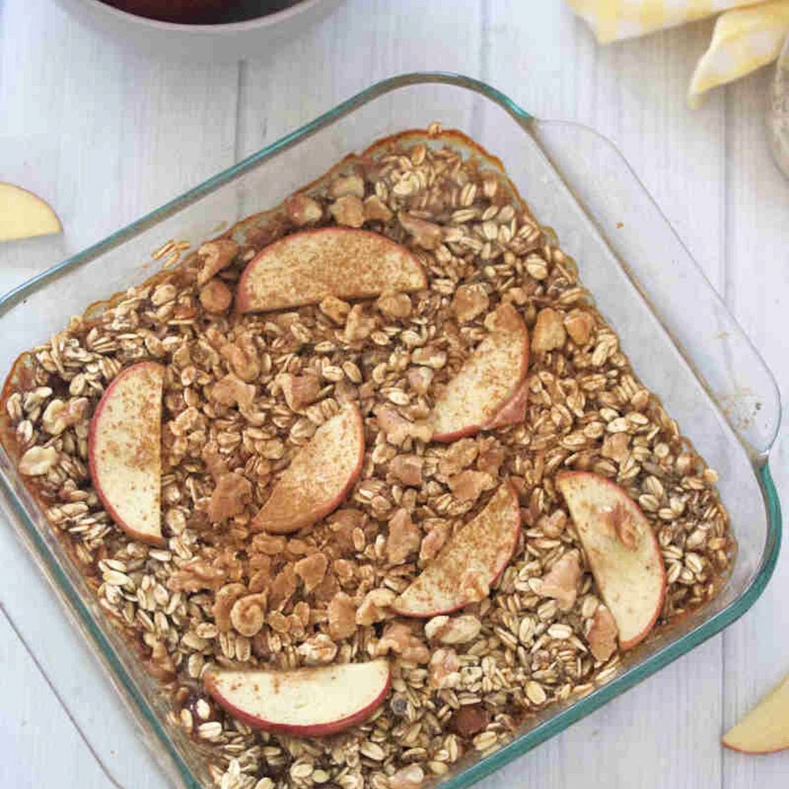 Apple Pie Baked Oatmeal (High Protein)