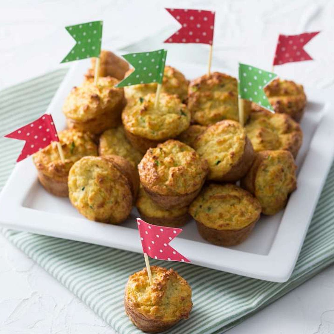 Zucchini, ham and corn bites