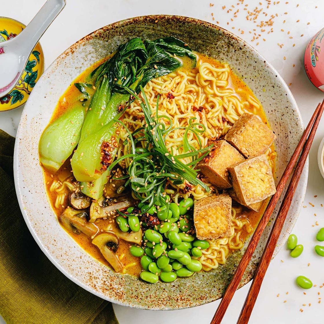 15 Minuten Kokos-Curry-Ramen