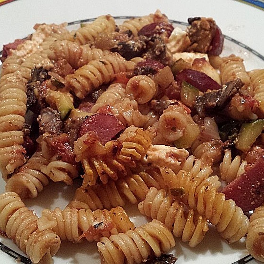 Nudel-Ricotta-Auflauf mit Cabanossi