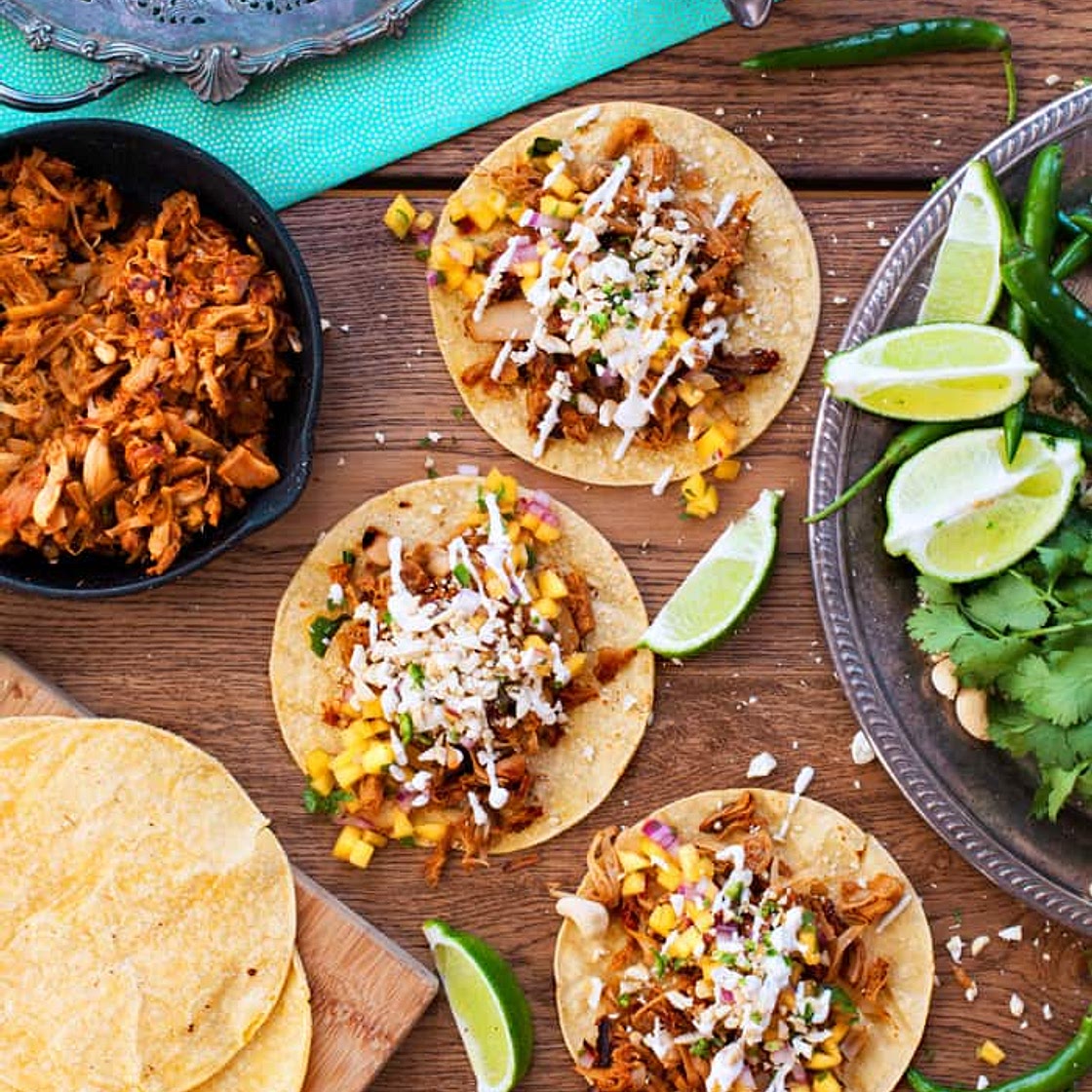 Jackfruit Carnitas Tacos (Pulled Pork Tacos)