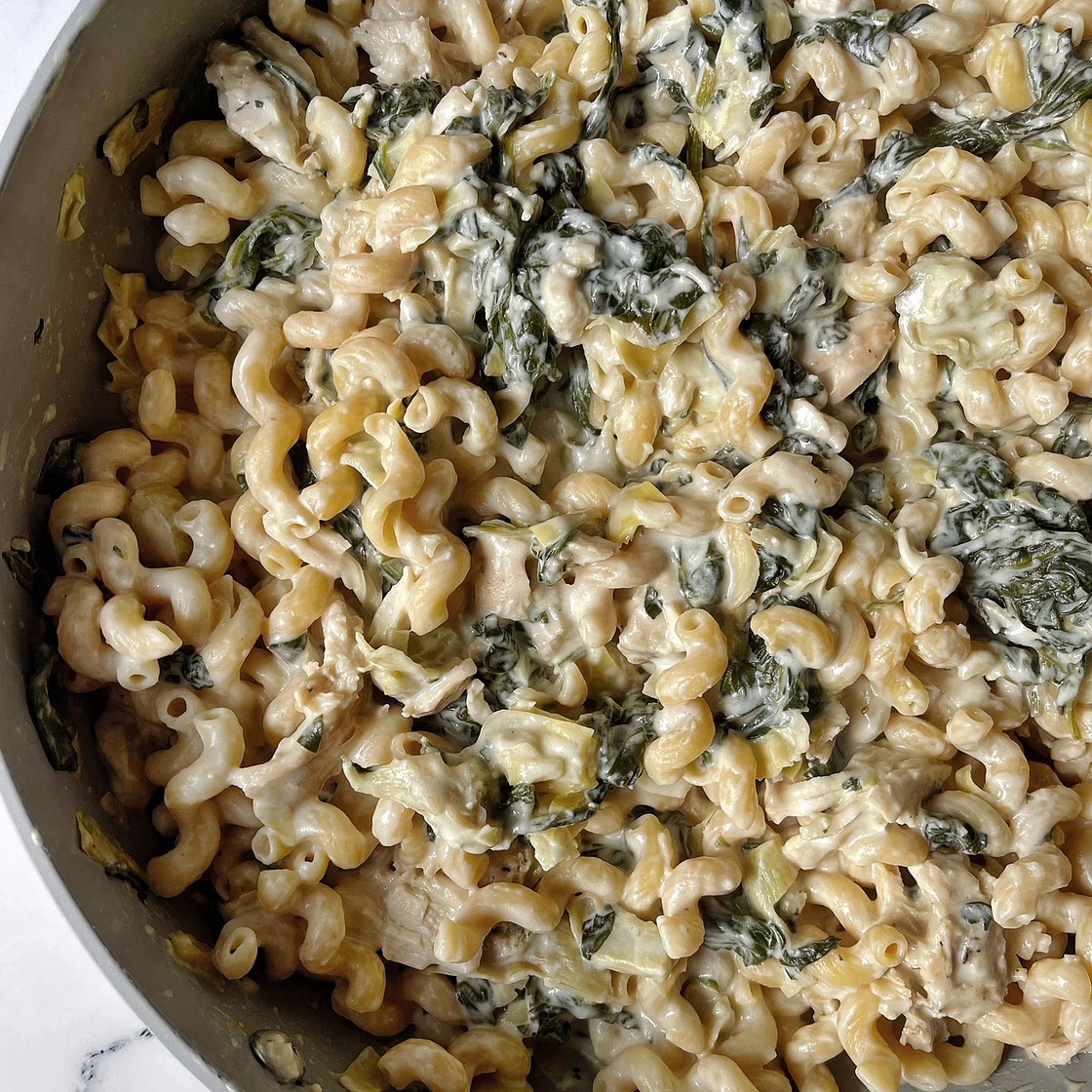 One Pan Spinach & Artichoke Chicken Pasta: Your New Favorite Weeknight Dinner