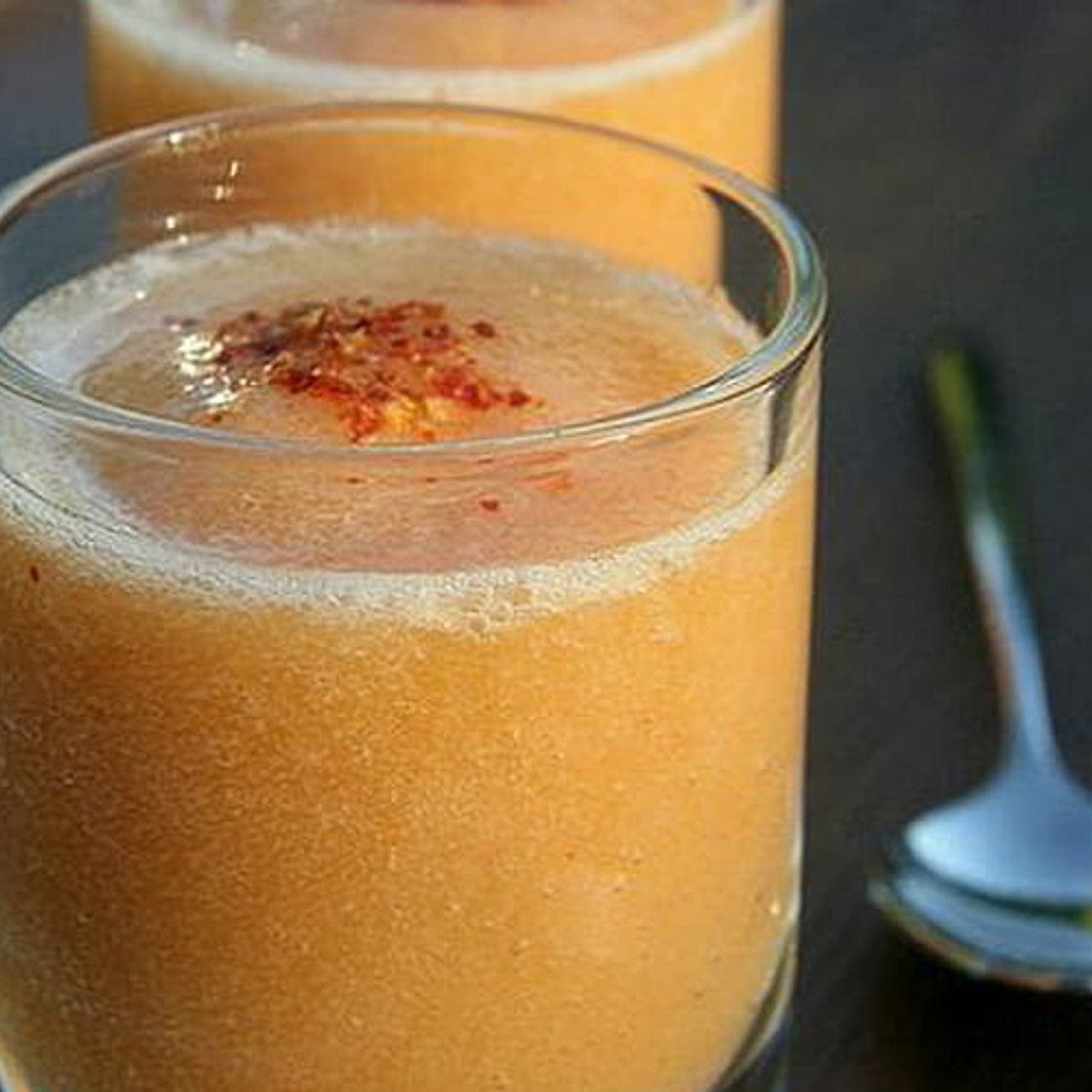Verrines de smoothie épicé melon-granny