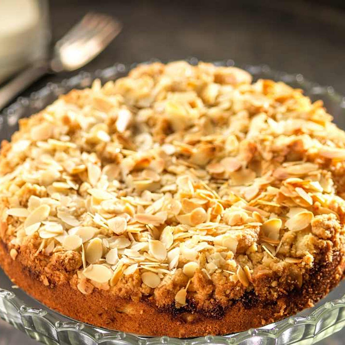 Apple Crumble Cake