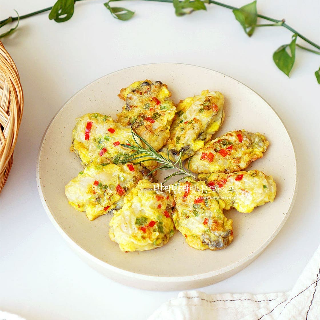 굴전 만드는 법 봉지굴 세척 굴부침개 굴전만들기 계란 굴전 레시피