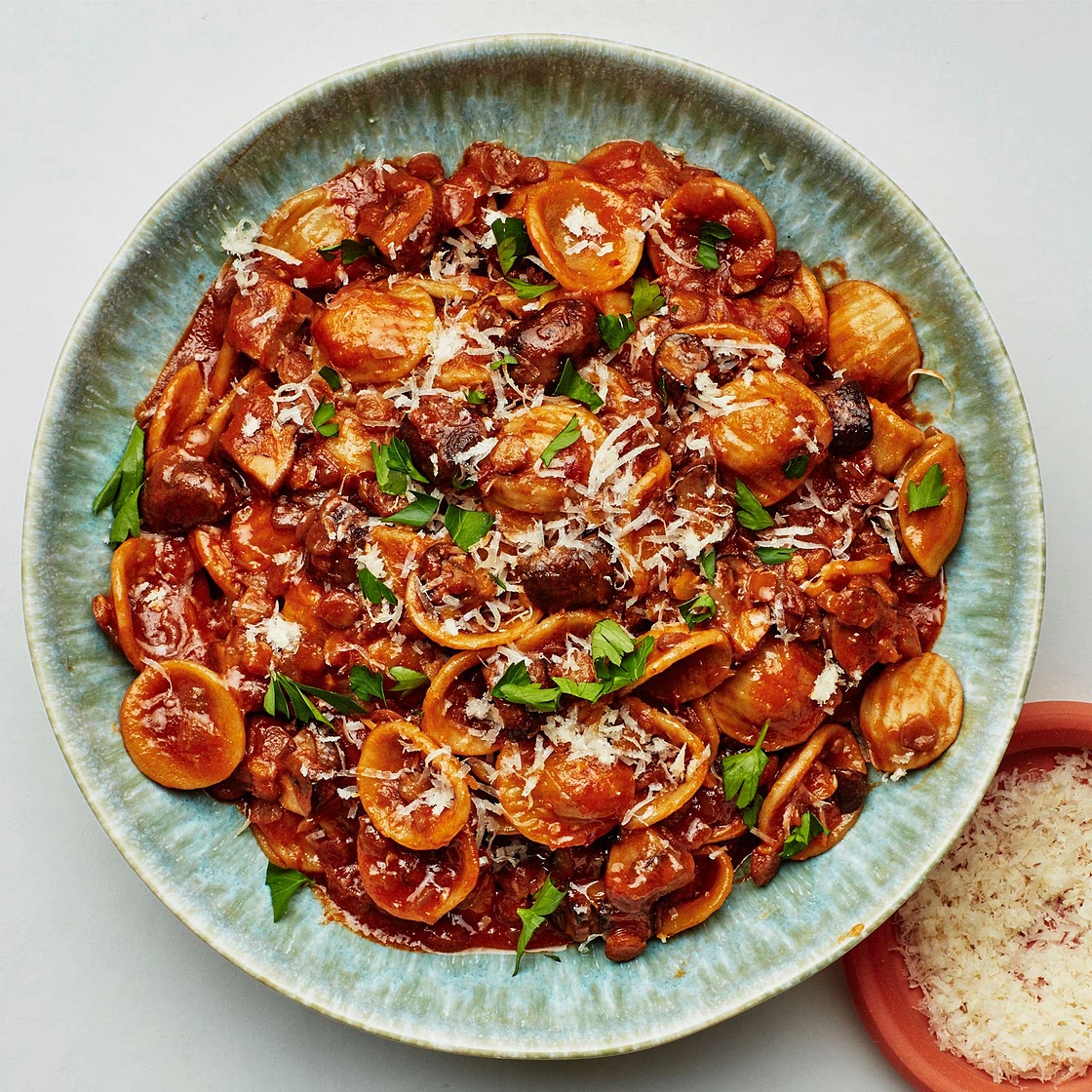 Pasta With Lentils and Mushrooms