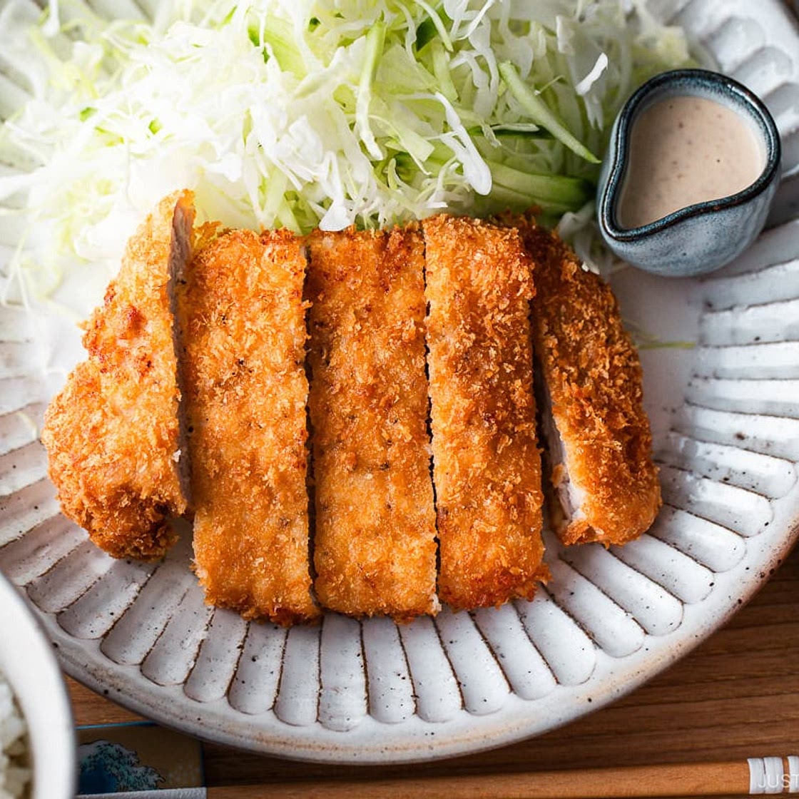 Tonkatsu (Japanese Pork Cutlet)
