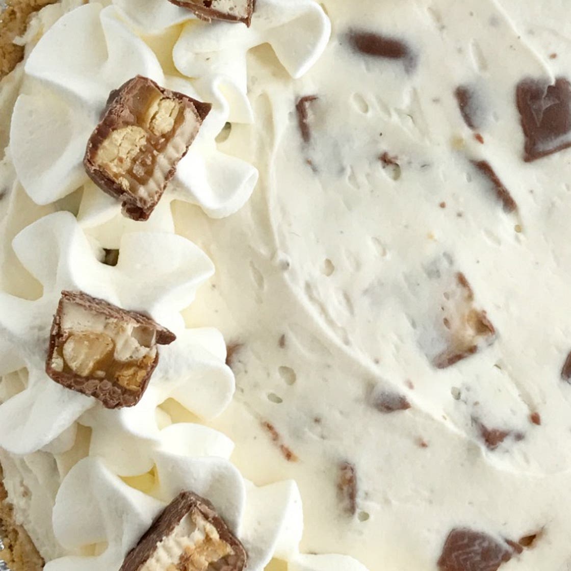 No Bake Snickers Cheesecake Pie