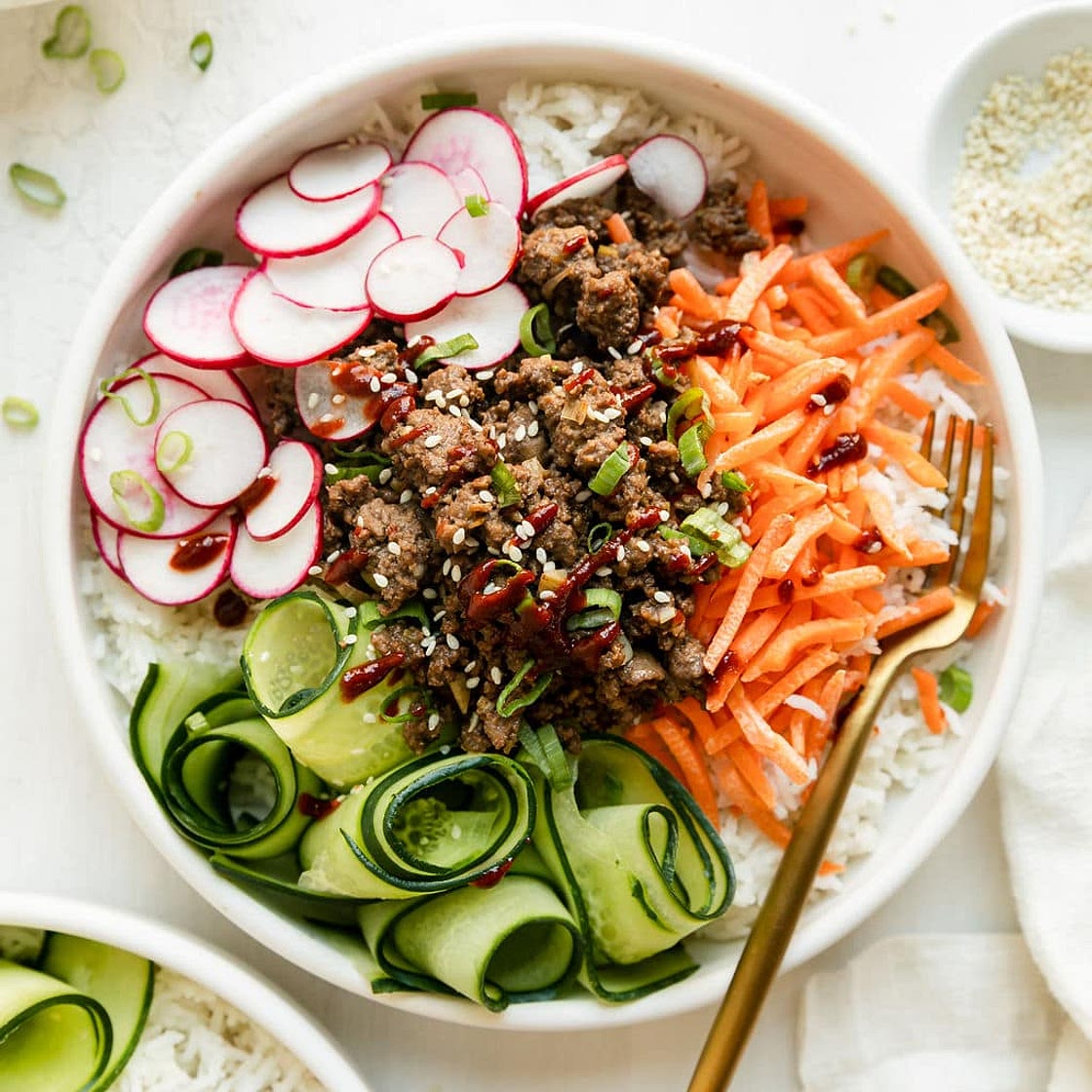 Korean Ground Beef Bowls (Easy 30 Minute Meal)
