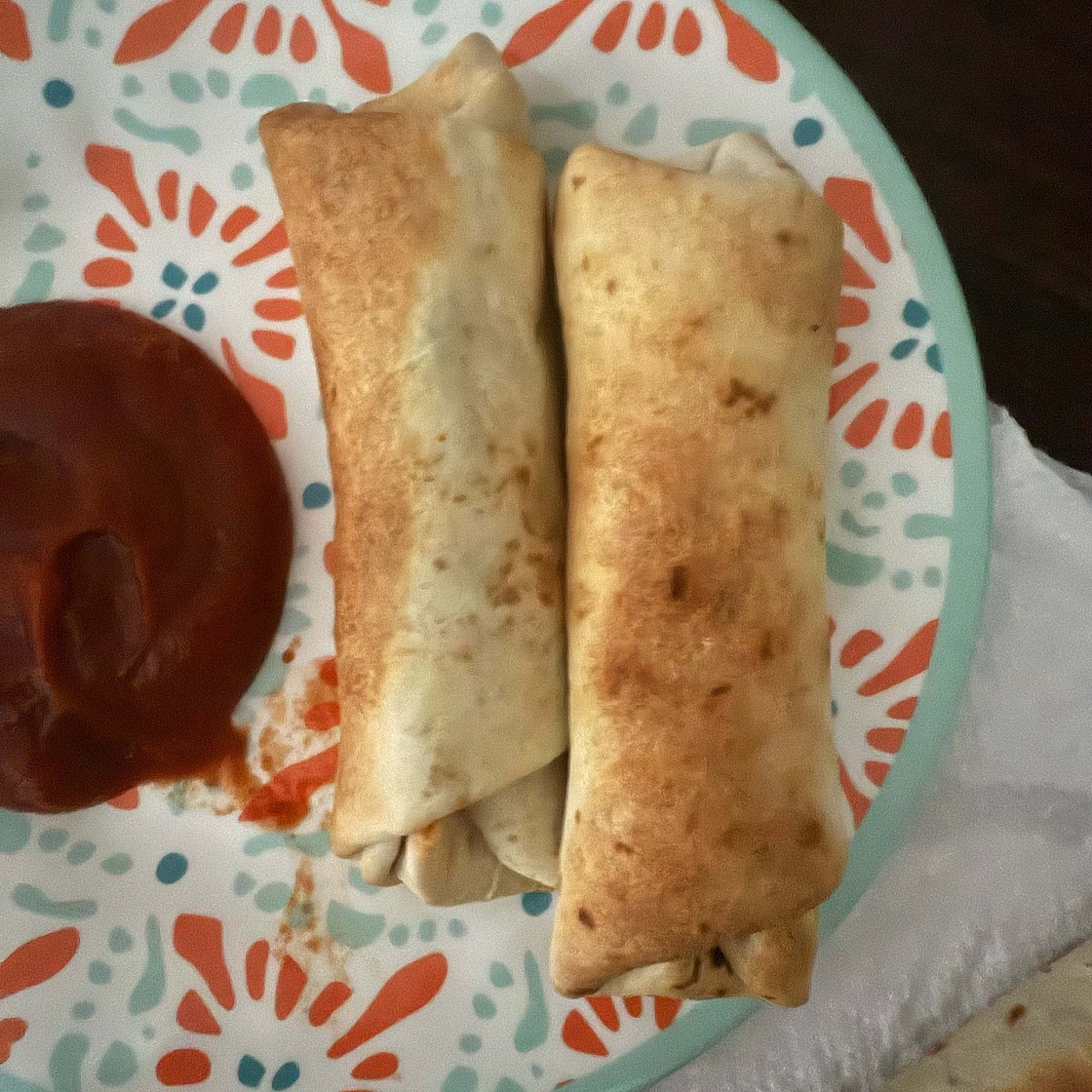 Easy Air Fryer Pizza Roll Ups