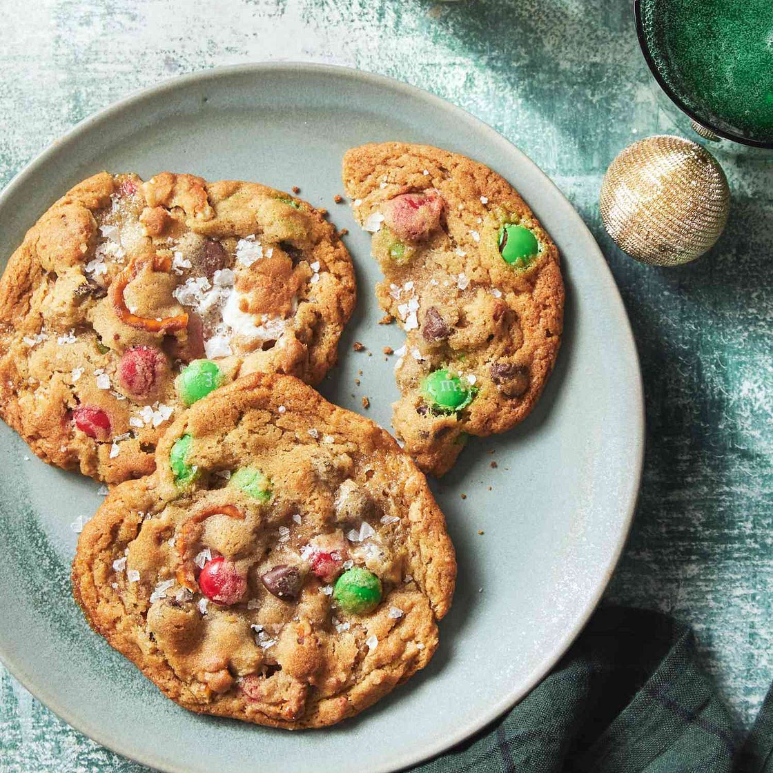 Santa's Kitchen-Sink Cookies