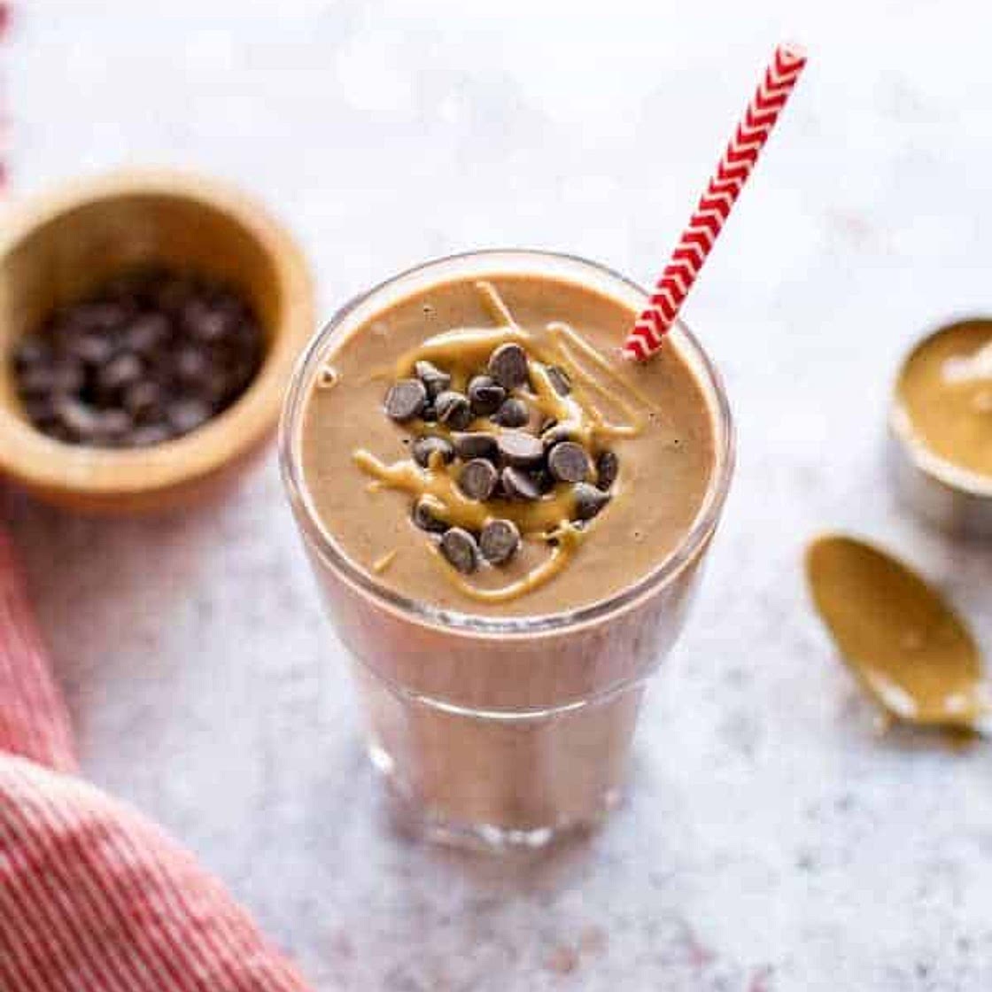 Keto Chocolate Smoothie with Healthy Fats